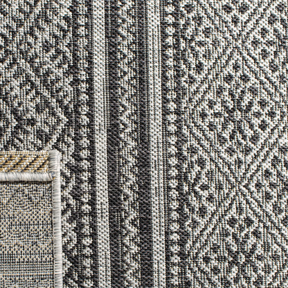 SAFAVIEH Courtyard Eric Geometric Chevron Indoor/Outdoor Area Rug, 5'3